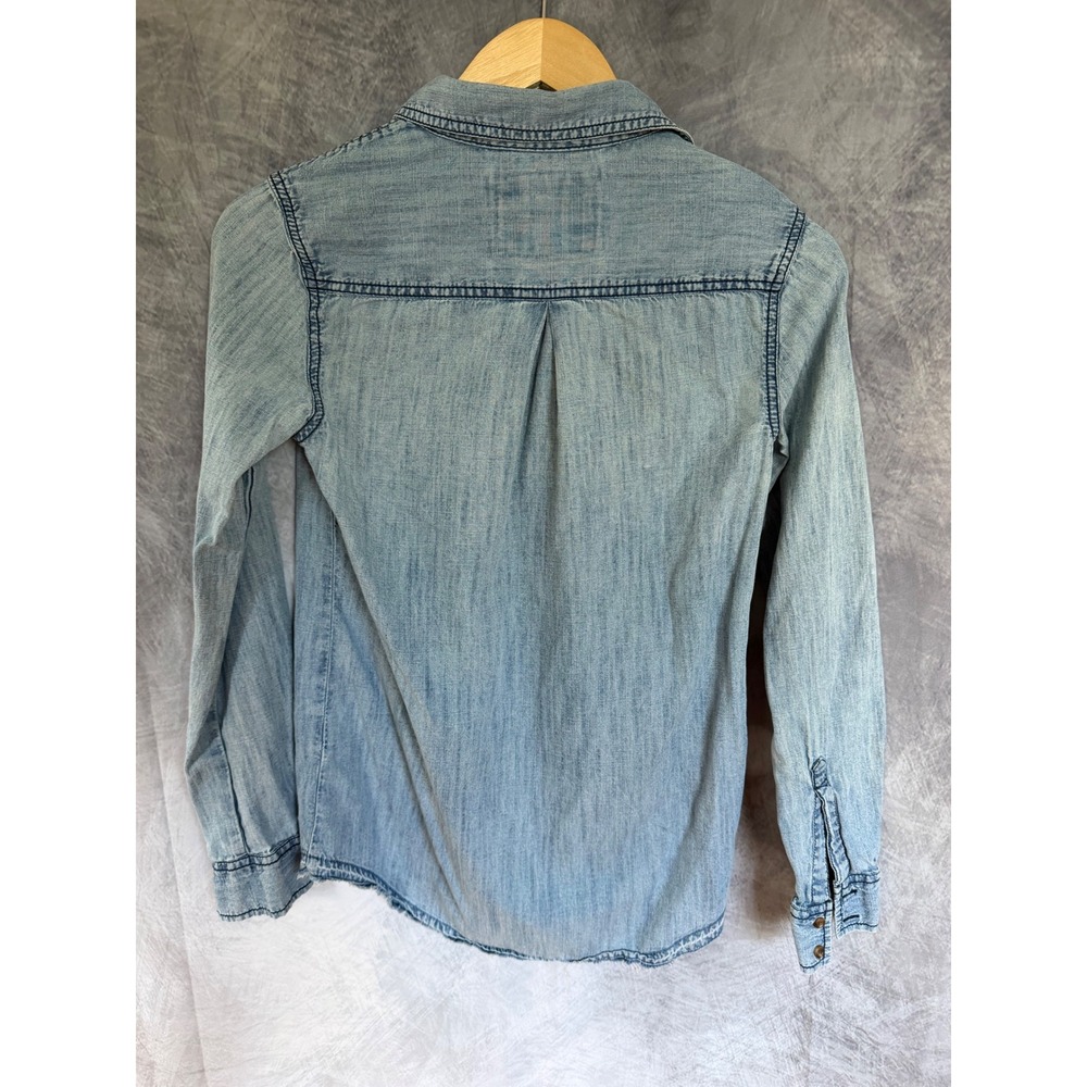 Arizona Jean Co Womens XS Blue Chambray Denim Button Down Shirt Raw Hem Cotton - Picture 2 of 7